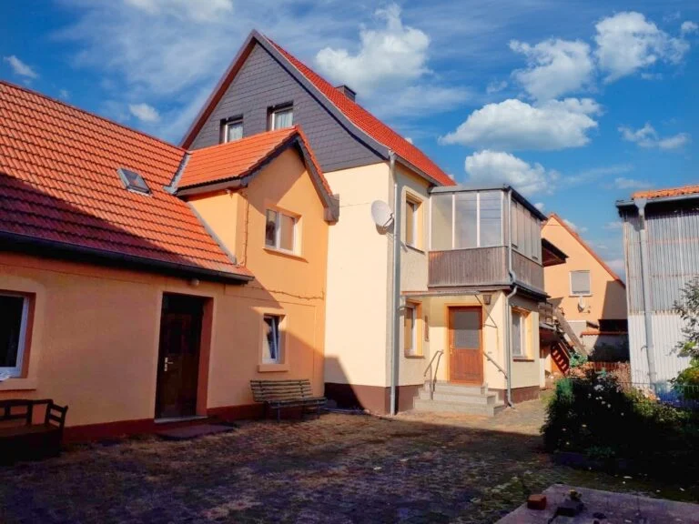 Mansfeld-Abberode, EFH + Scheune