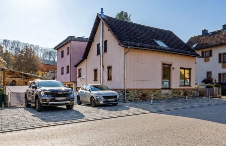 Eppstein-OT, 1-2 Familienhaus